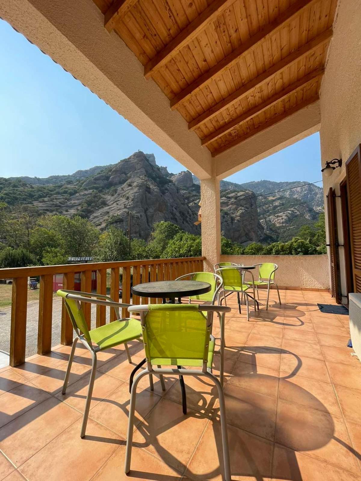 Michel Studios Kalavryta Exterior foto
